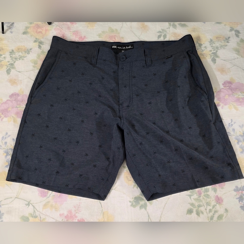 Travis Mathew Shorts Mens 34 Gray  Palm Tree Performance Casual Comfort Golf